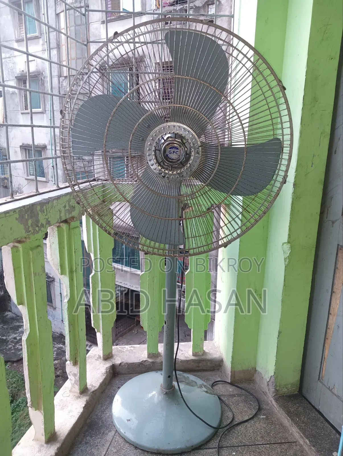 বিকிரியার জন্য জিএফসি ২৪ ইঞ্চি পেডেস্টাল স্ট্যান্ড ফ্যান