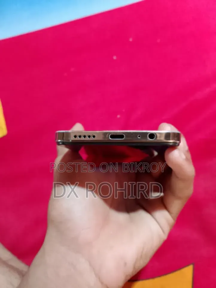 iQOO Z9x 128 GB Gold