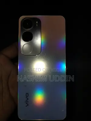 Vivo Y19s 128 GB Silver