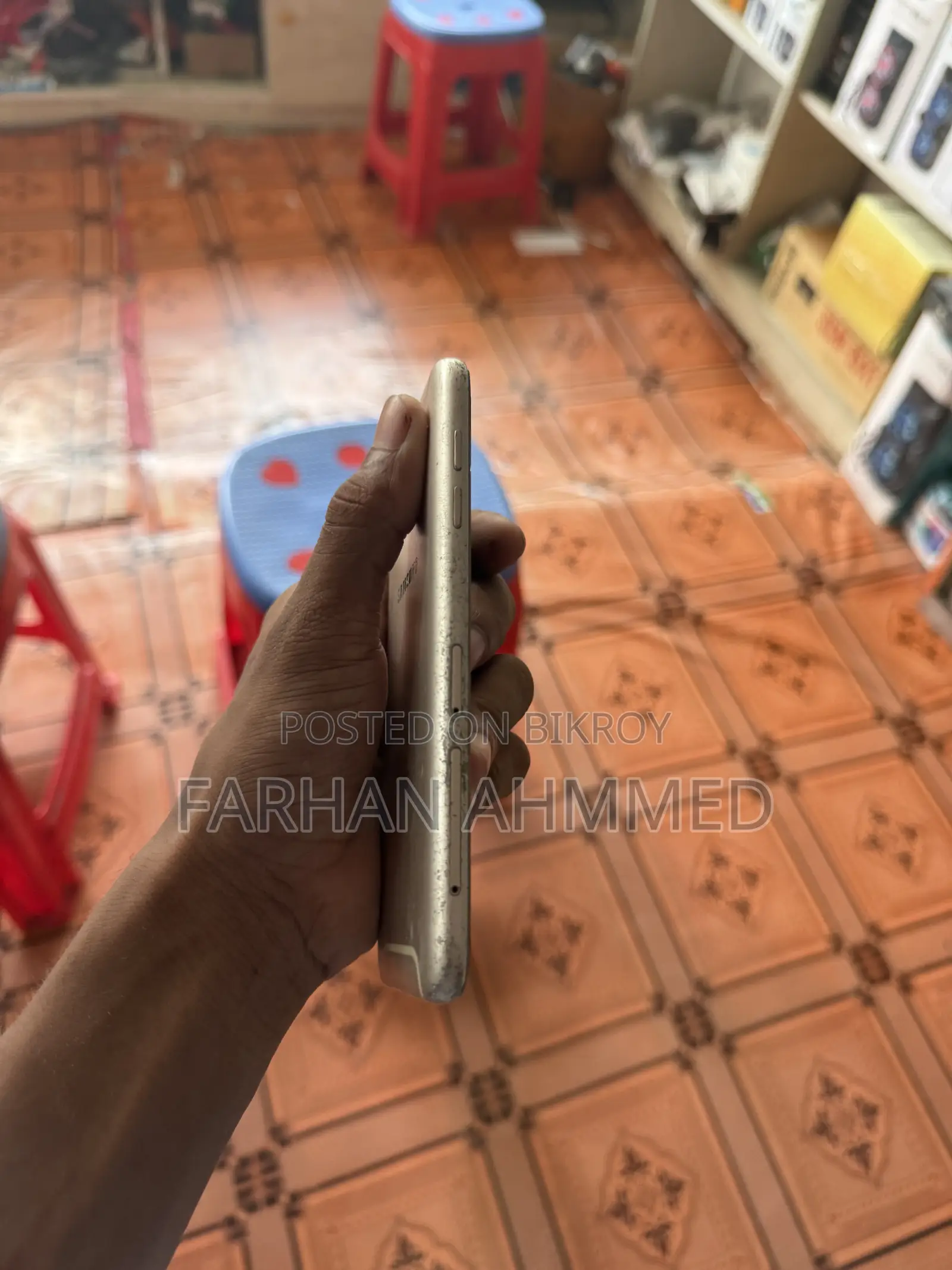 Samsung Galaxy J7 Pro 64 GB Gray