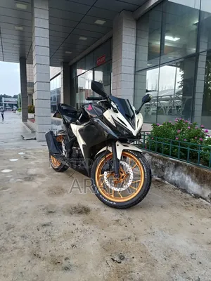 Honda CBR 2016