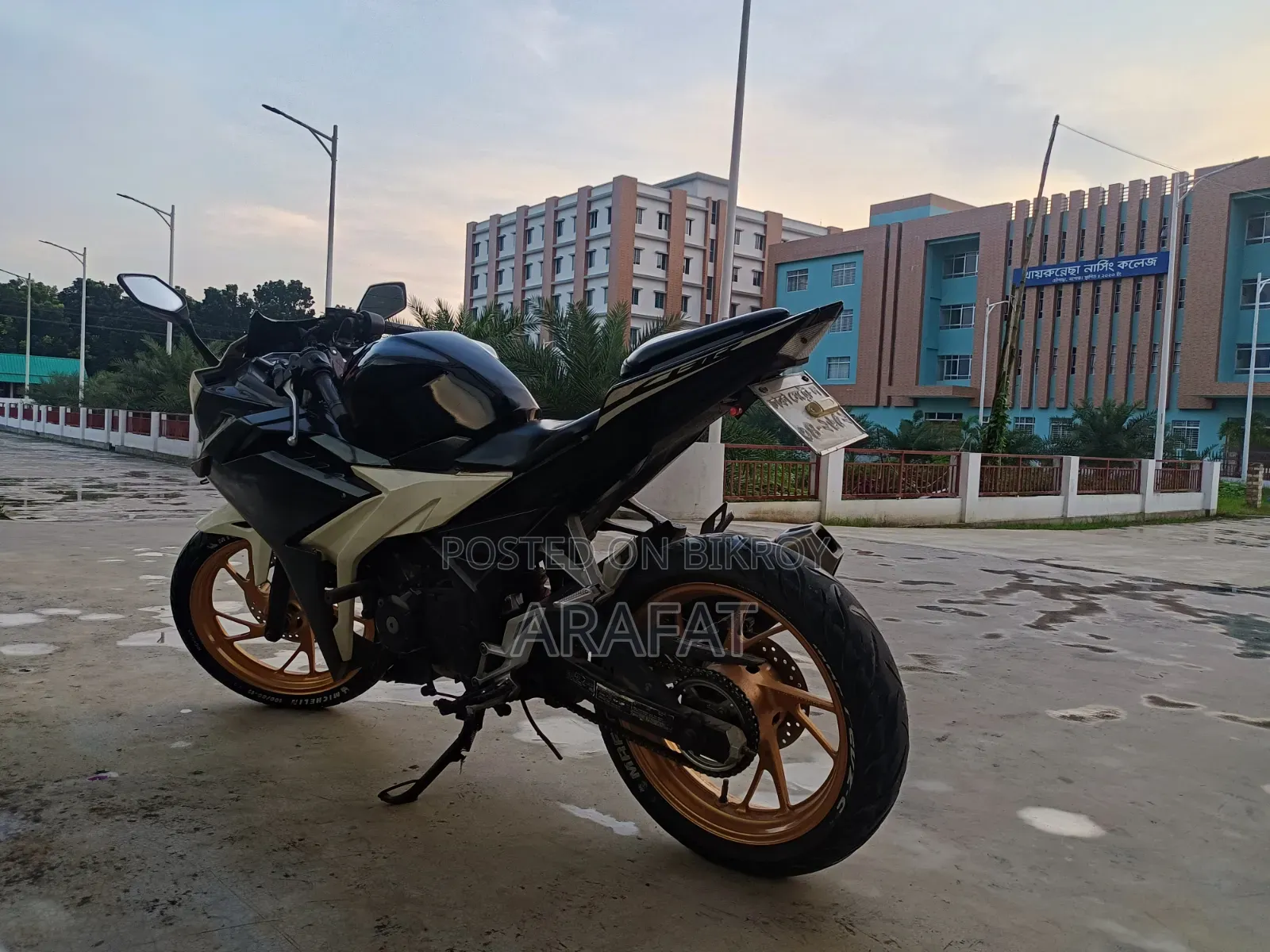 Honda CBR 2016