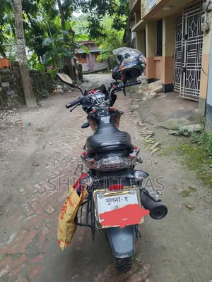 বাজাজ ডিসকভার ১২৫ ২০২২ ব্ল্যাক