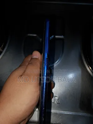 Symphony Z28 32 GB Blue