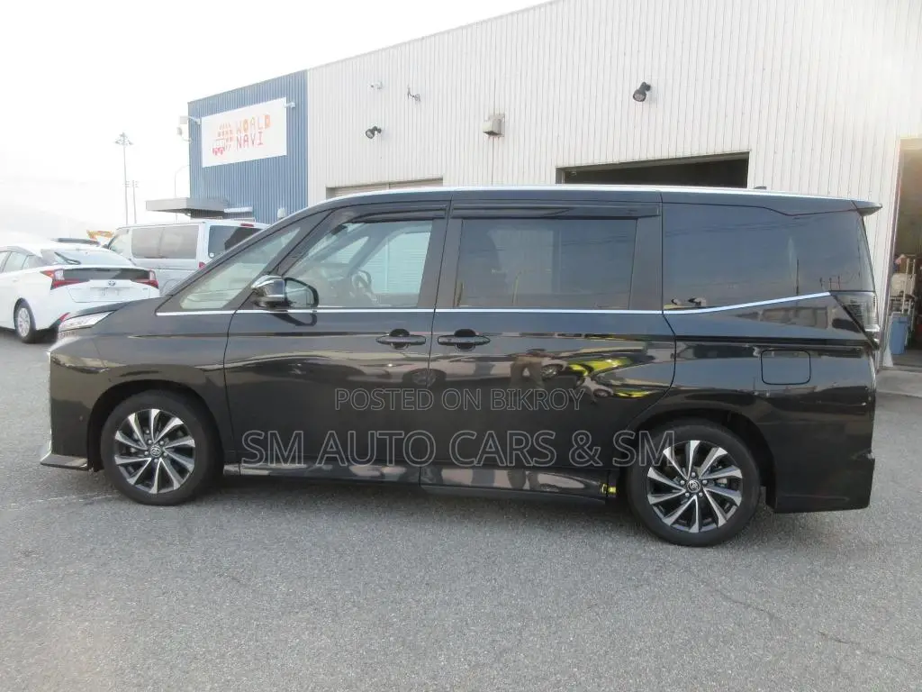 Toyota Voxy Hybrid S-Z 2WD 7-Seater 2023 Black