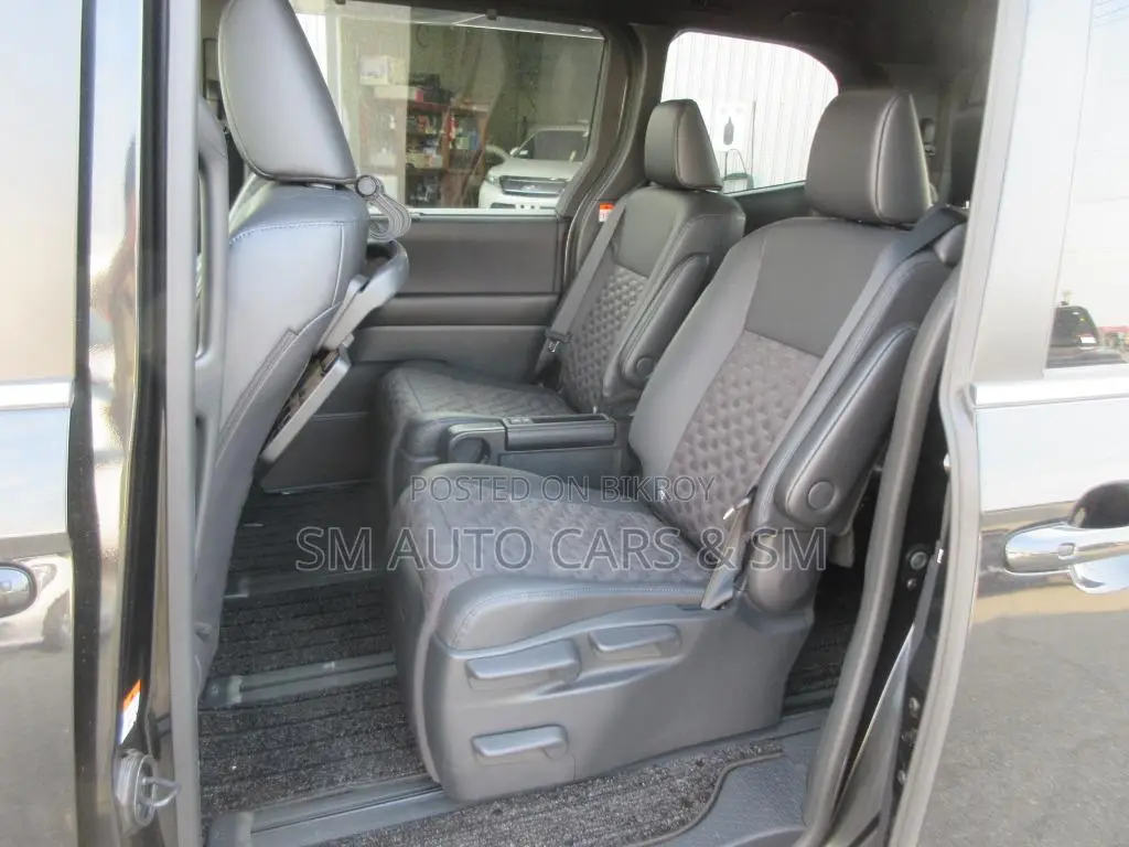 Toyota Voxy Hybrid S-Z 2WD 7-Seater 2023 Black