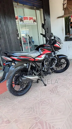 Bajaj Discover 125 2024 Black