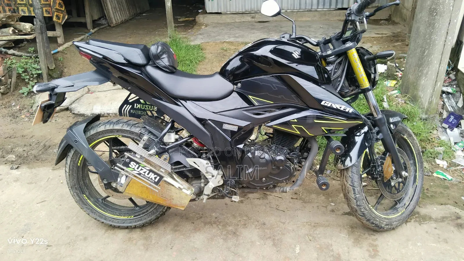 সুজুকি জিক্সার ২০২৫ ব্ল্যাক