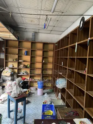 দোকানের বিশাল সেটআপ বিক্রি হবে (৯৮ খোপের উডেন ফিনিশড বোর্ড র‍্যাক)