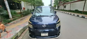 Toyota Voxy X 2WD 8-Seater 2007 Blue