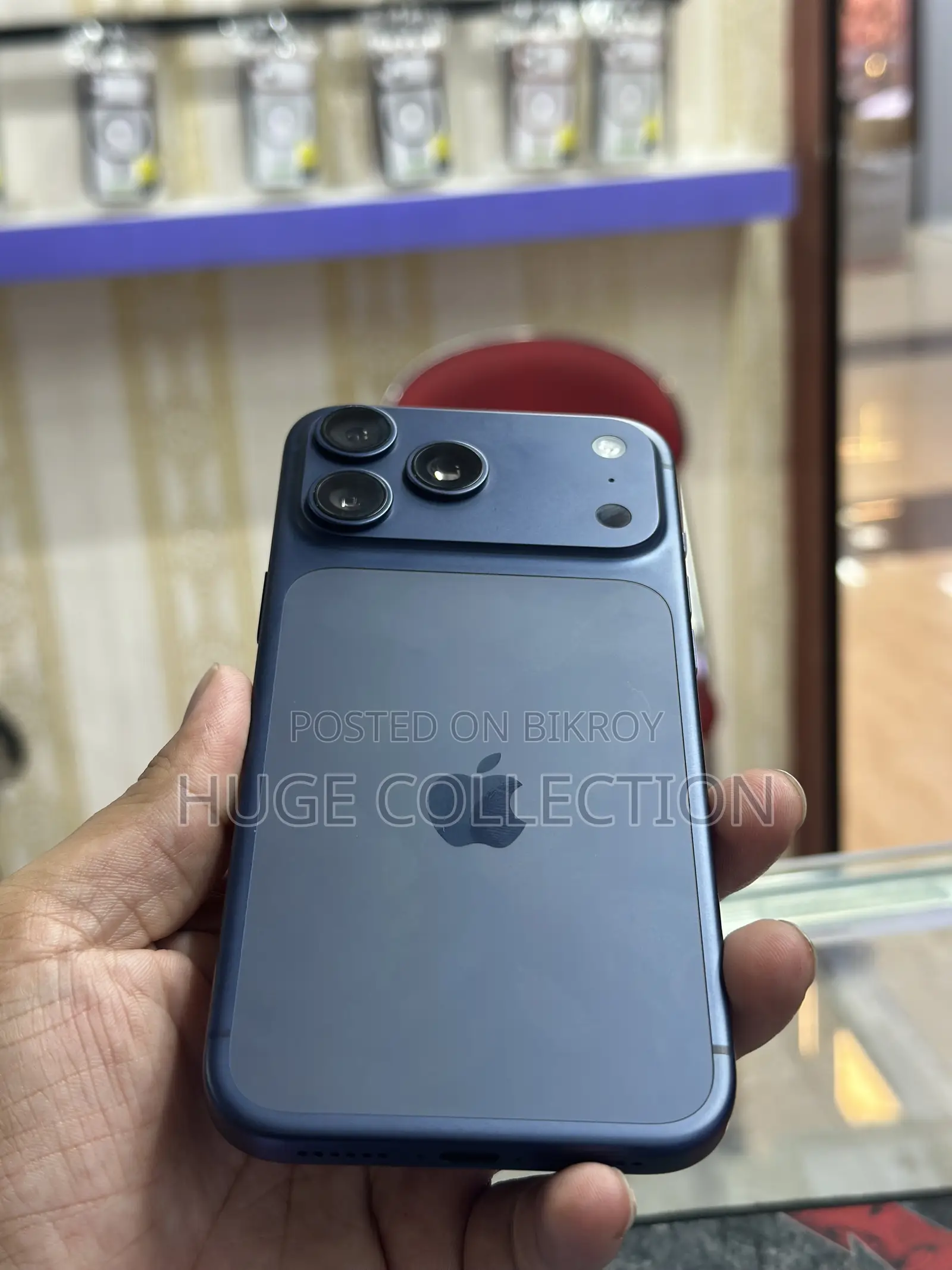 অ্যাপল আইফোন ১৭ প্রো ম্যাক্স ২৫৬ জিবি ব্লু