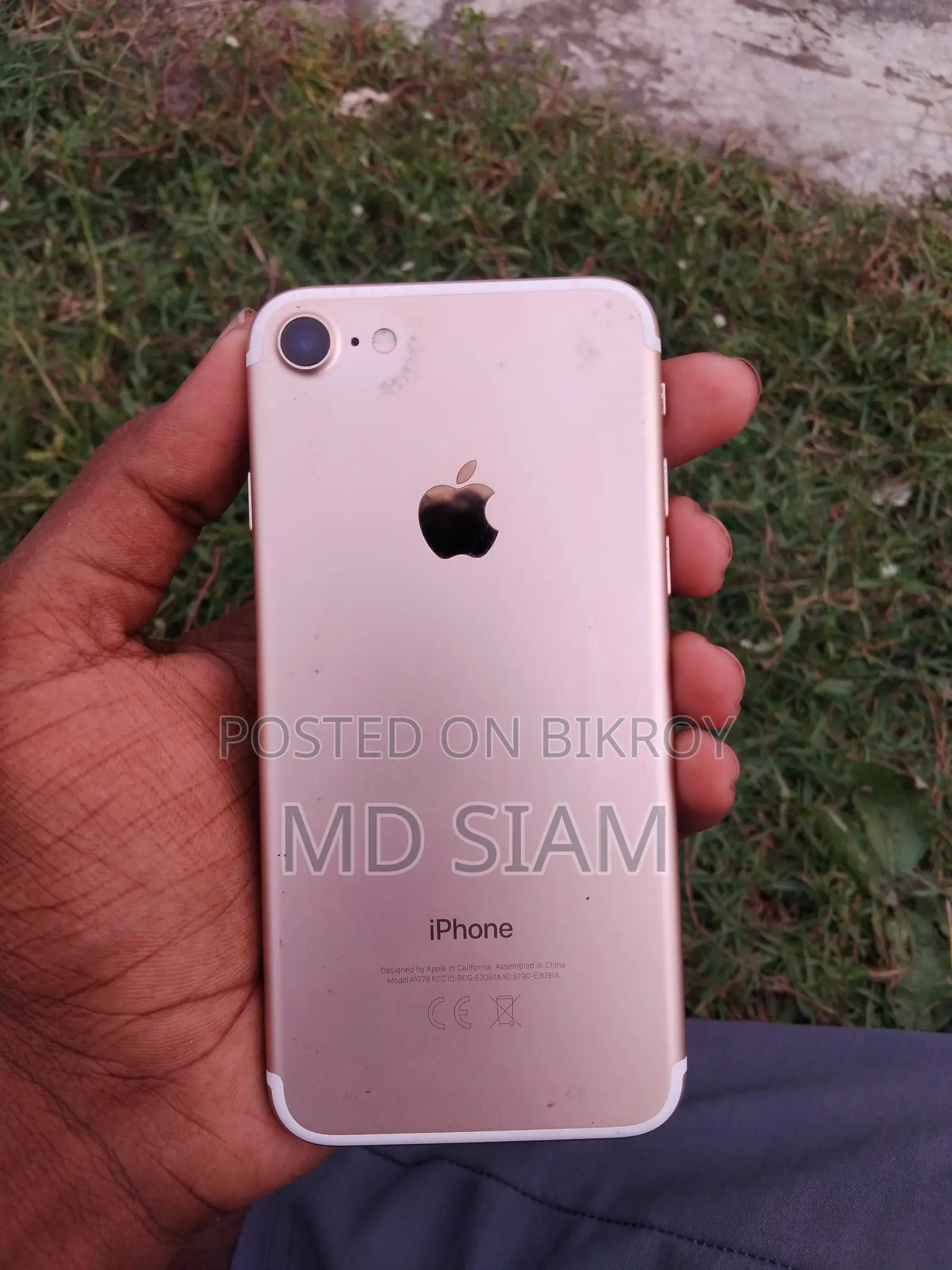 Apple iPhone 7 32 GB Gold