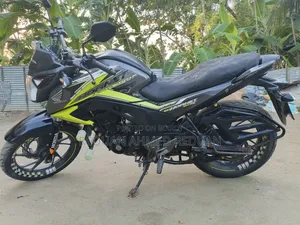 Honda Hornet 2020