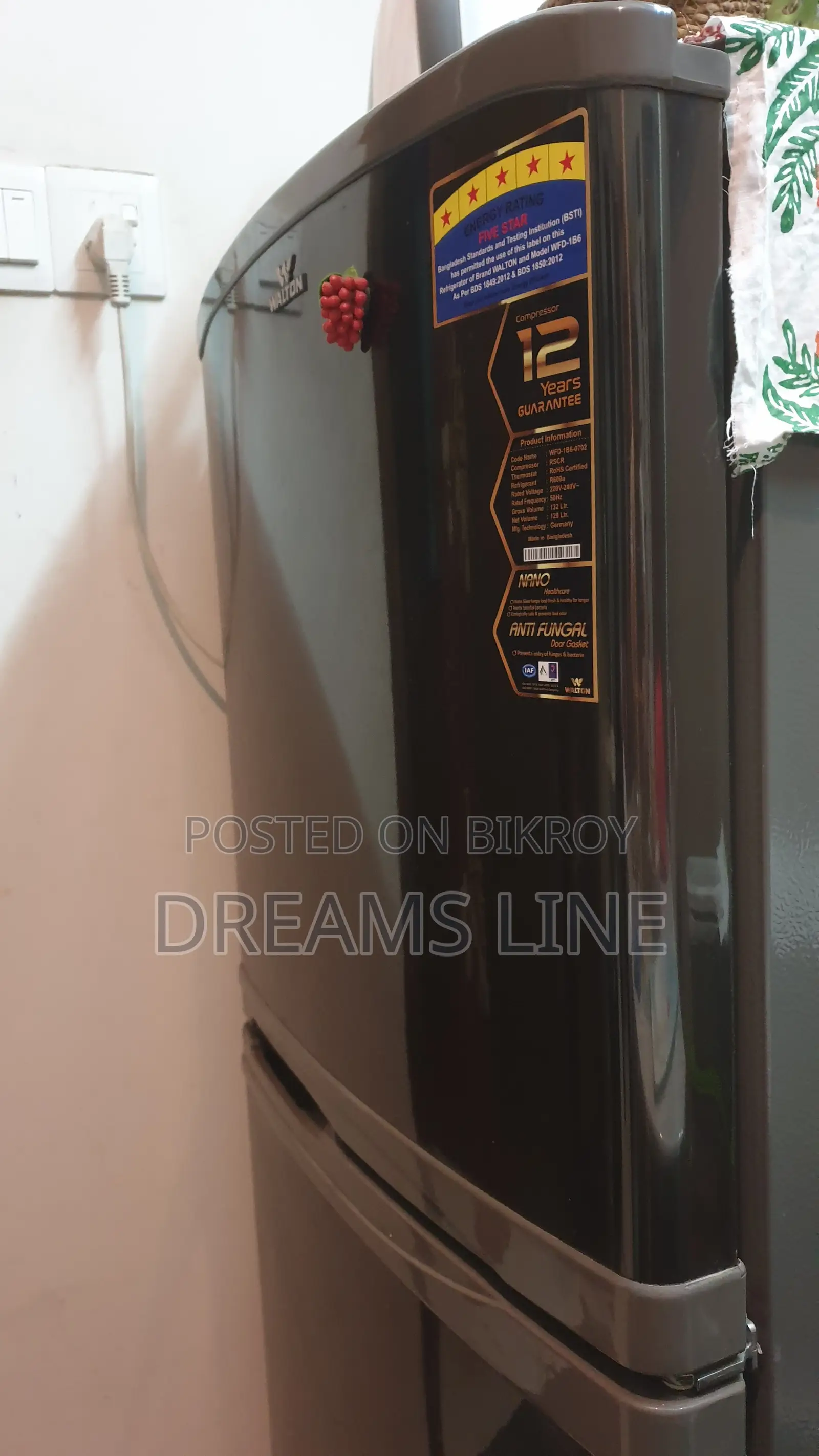 Walton Refrigerator WFD-1B6