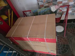 চেস্ট ফ্রিজার | ২৫১জিএলজিওয়াই-এলপি | ২৫১ লিটার | গ্রে
