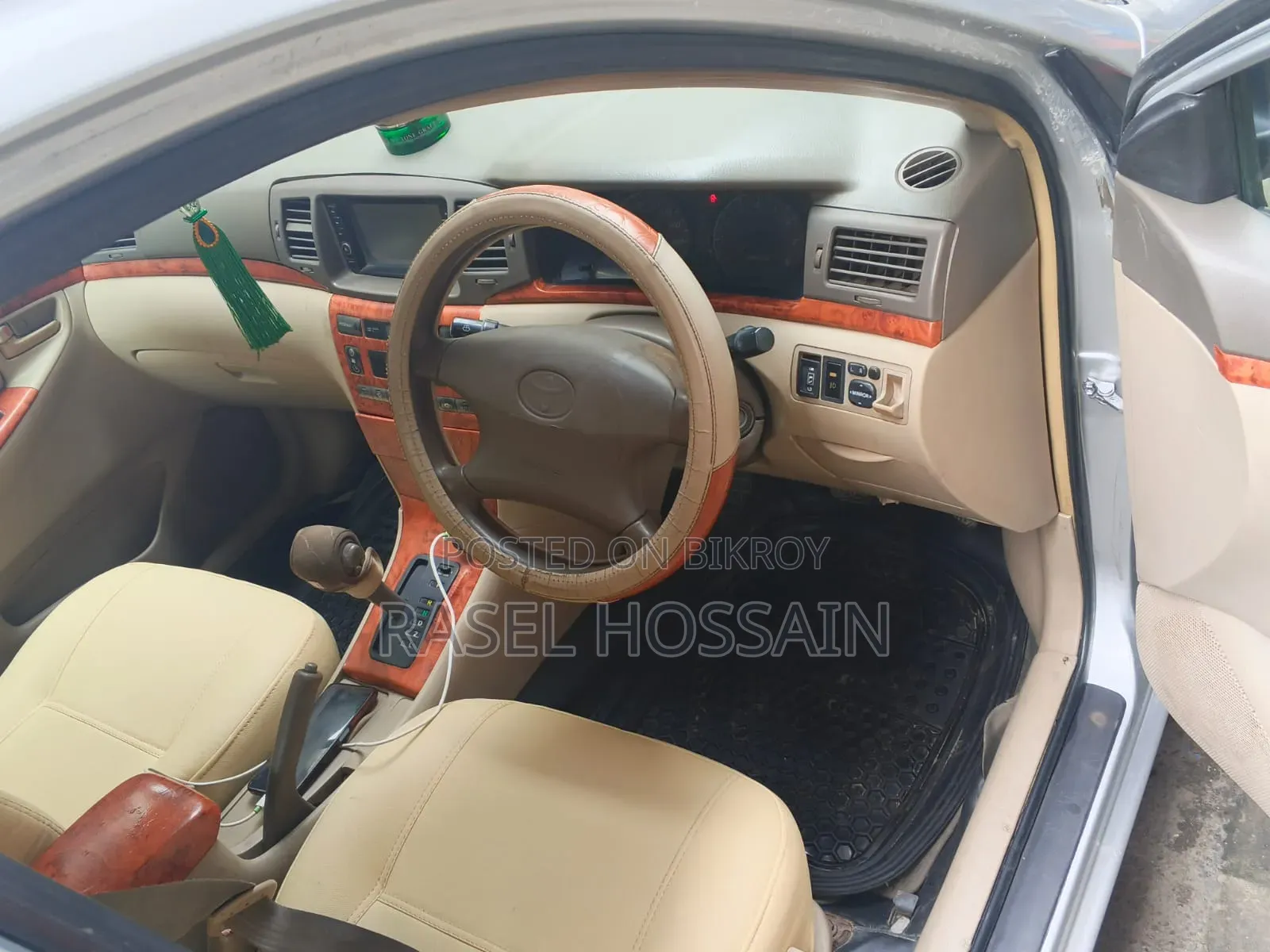 Toyota Corolla 2004 Silver