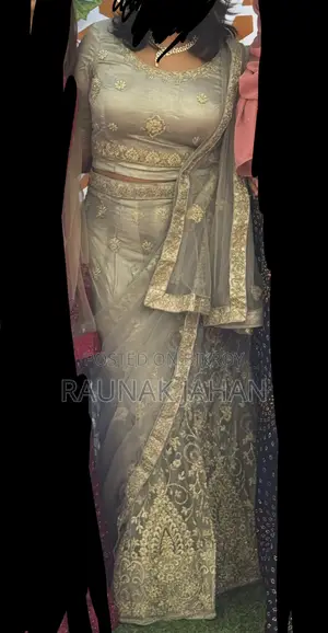 হালকা সি গ্রিন রঙের লেহেঙ্গা