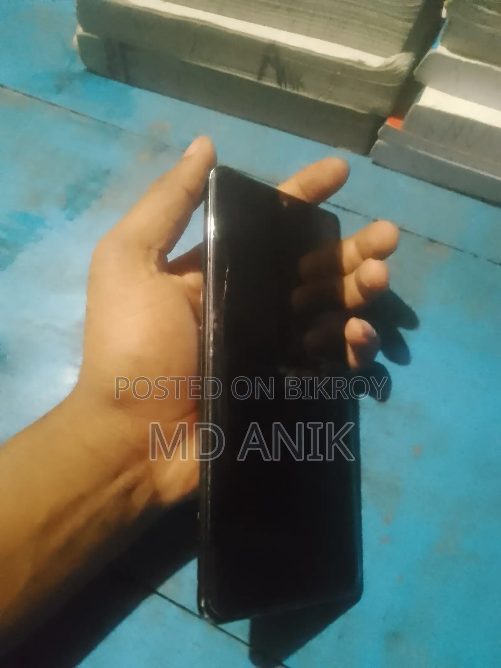 ভিভো এক্স৯০ প্রো ২৫৬ জিবি রেড