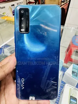 Vivo Y20S 128 GB নীল