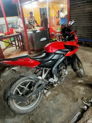 Bajaj Pulsar NS 160 2016 Red