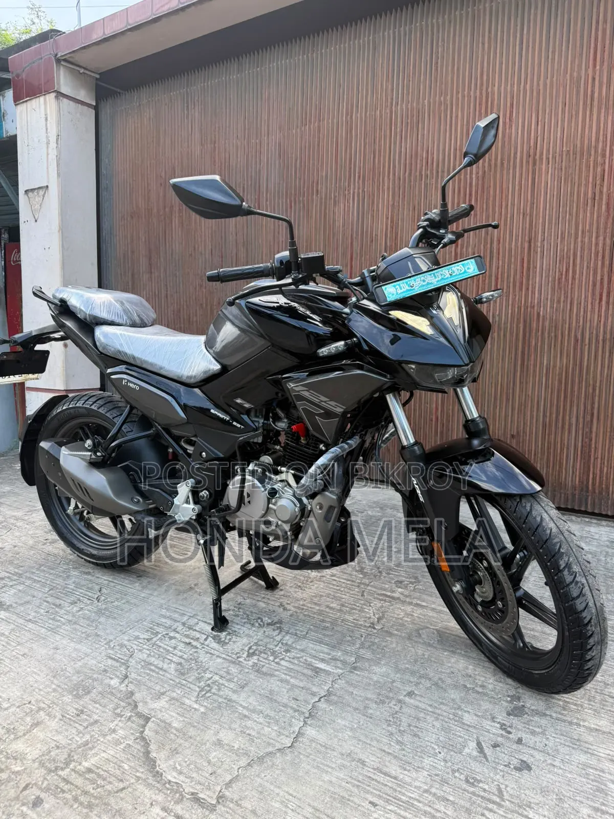 Hero Xtreme 125R 2025 Black