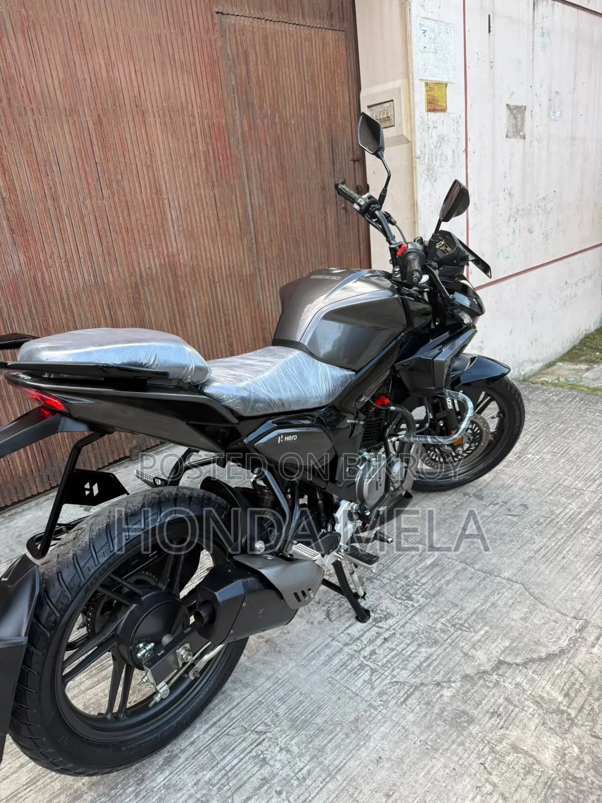 Hero Xtreme 125R 2025 Black