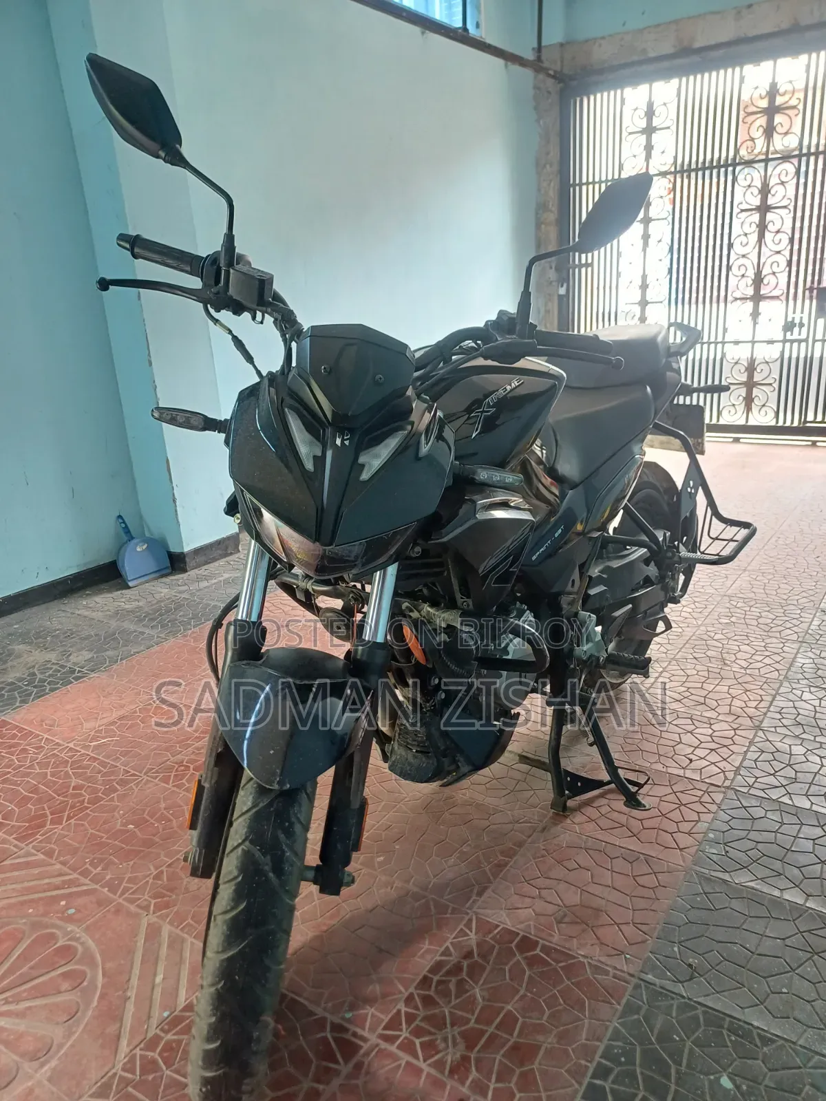 Hero Xtreme 125R 2025 Black
