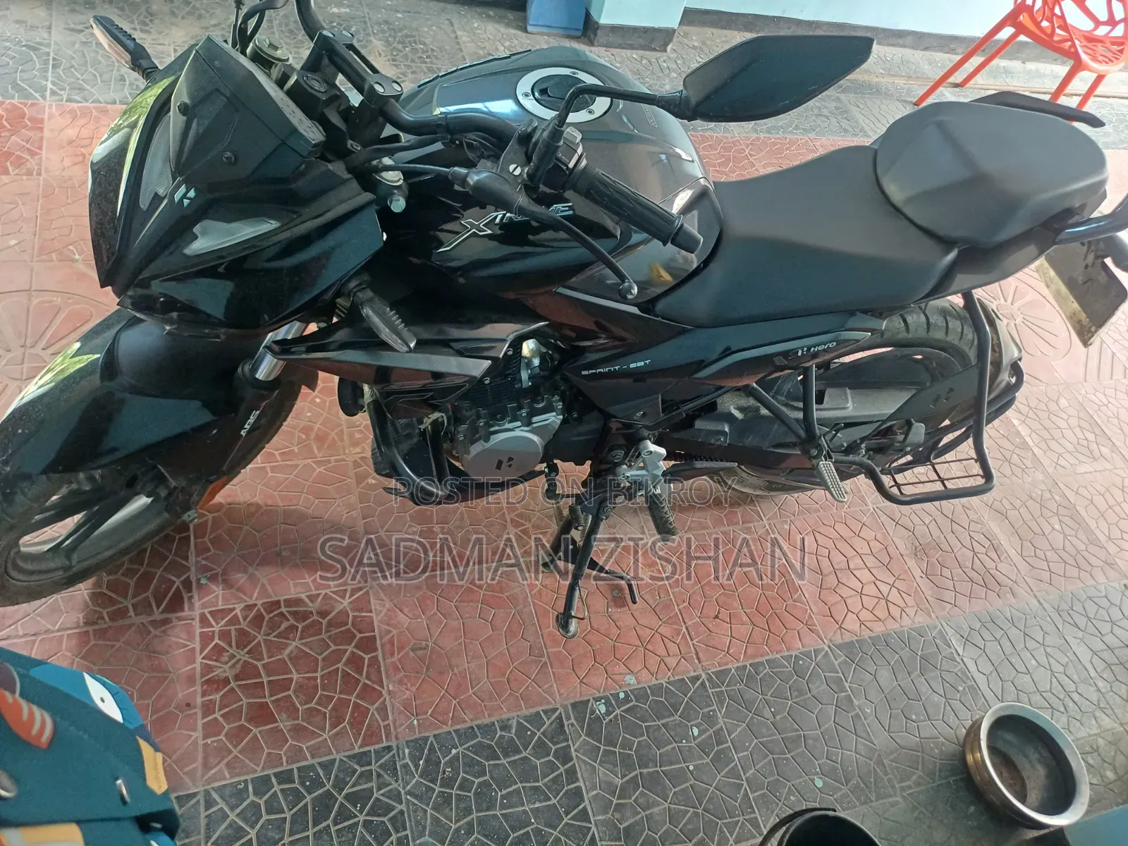 Hero Xtreme 125R 2025 Black