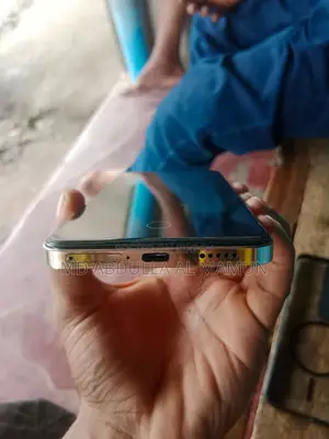 Vivo Y200e 128 GB Gold