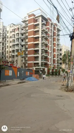 ধানমন্ডির লালমাটিয়ায় ৩ বেডরুমের অ্যাপার্টমেন্ট ভাড়া দেওয়া হবে