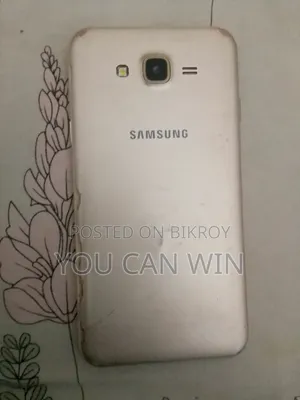 Samsung Galaxy J7 Nxt 16 GB Gold