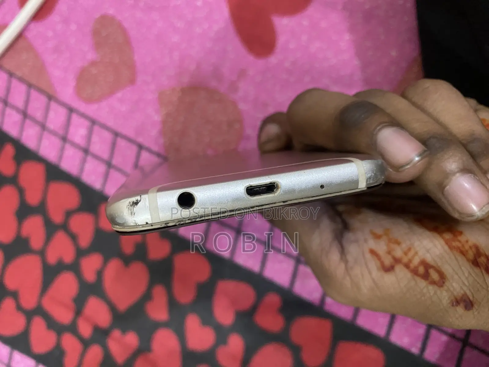 স্যামসাং গ্যালাক্সি জে৫ প্রো ৩২ জিবি গোল্ড