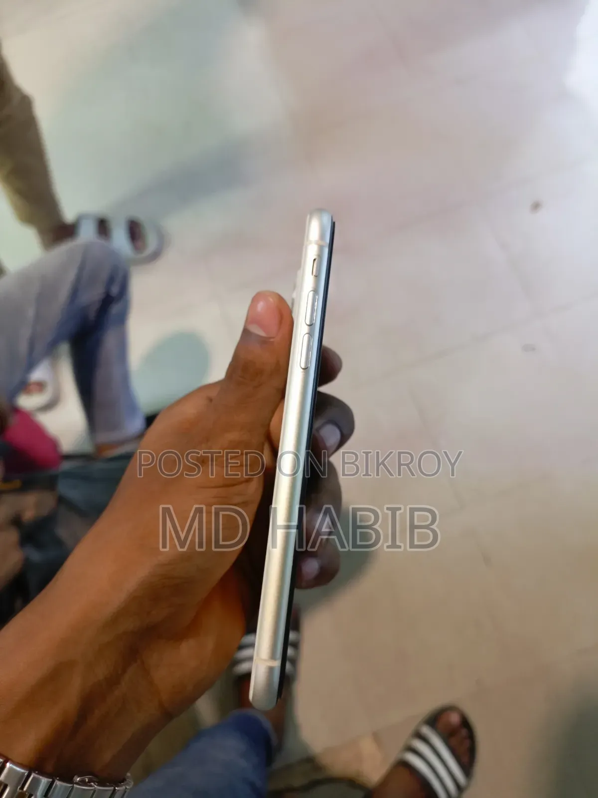 Apple iPhone 11 64 GB White