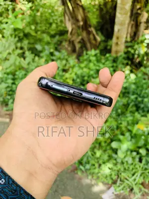 স্যামসাং গ্যালাক্সি এস২২ ৫জি ১২৮ জিবি গ্রাফাইট
