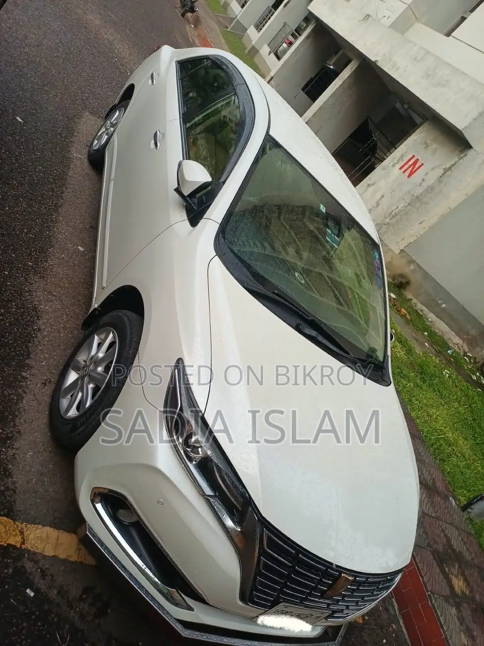 টয়োটা প্রমিও ১.৫ ফ্রন্ট-হুইল ড্রাইভ ২০১৭ পার্ল