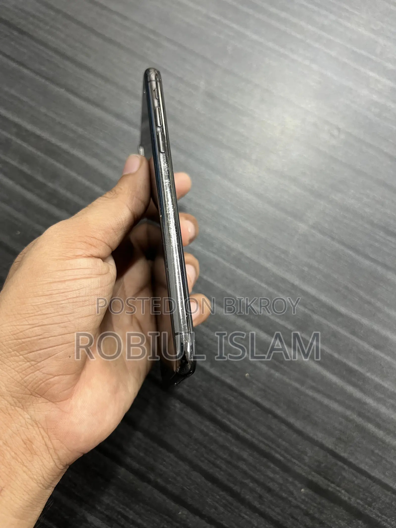 অ্যাপল আইফোন এক্সএস ৬৪ জিবি ব্ল্যাক