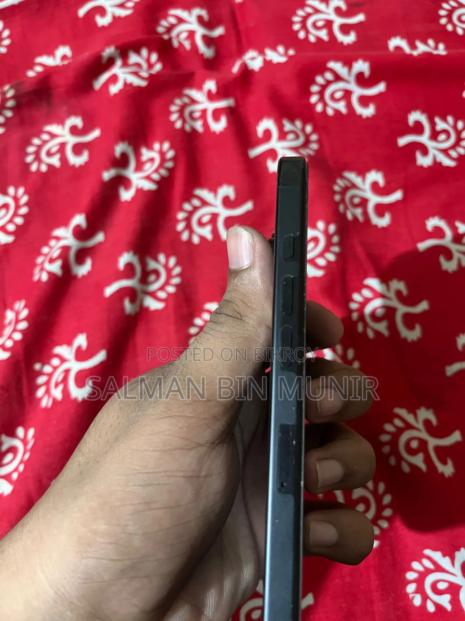 Apple iPhone 16 Pro 128 GB Black