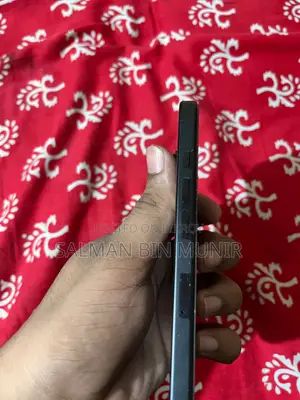 Apple iPhone 16 Pro 128 GB Black