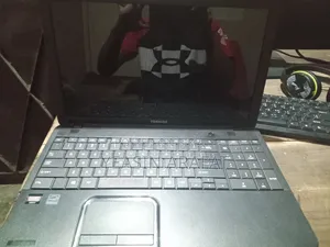Laptop Toshiba A30 4GB SSD 128GB