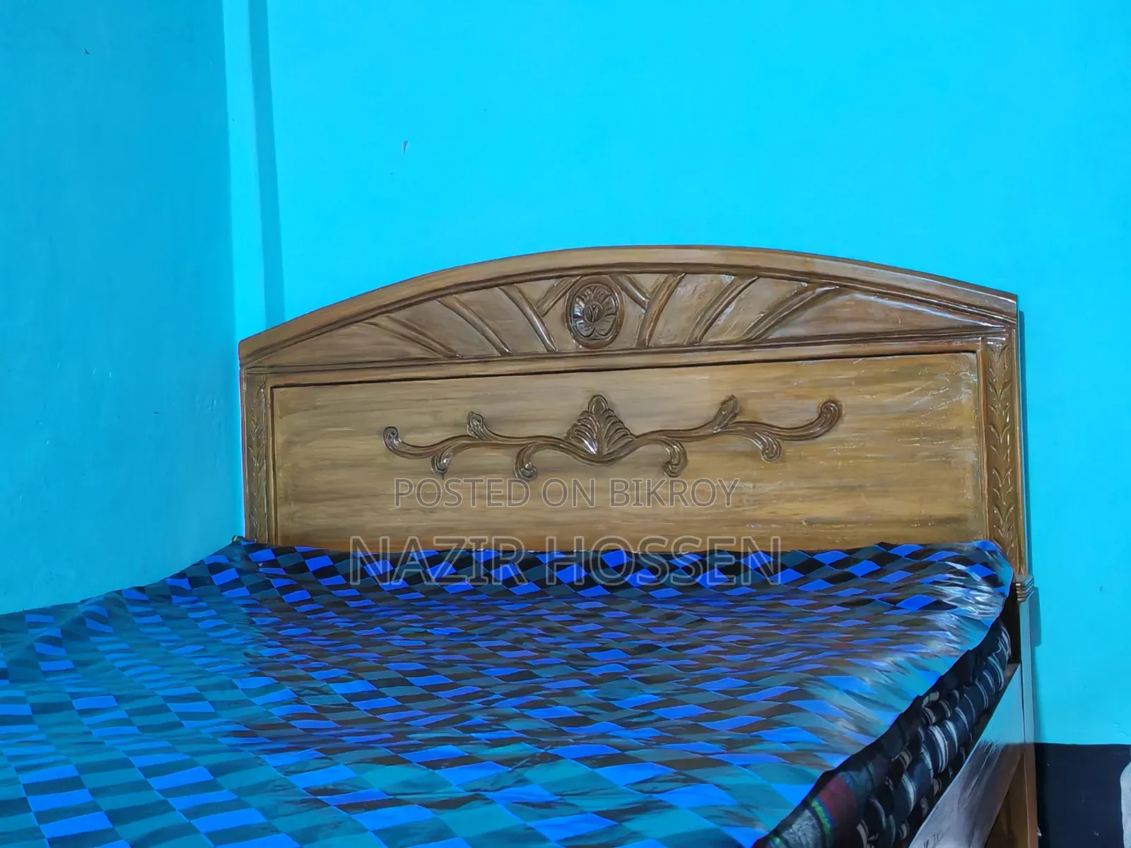 আকাশী কাঠের খাট বিক্রি হবে