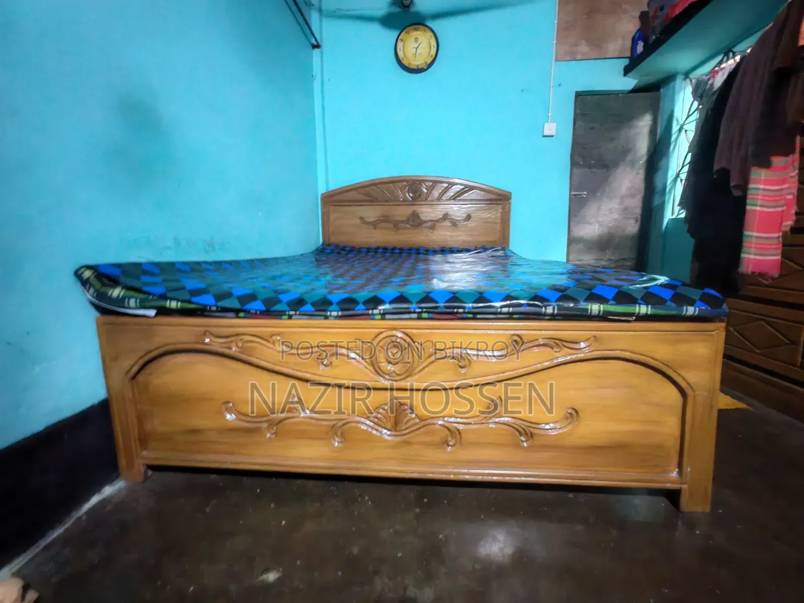 আকাশী কাঠের খাট বিক্রি হবে