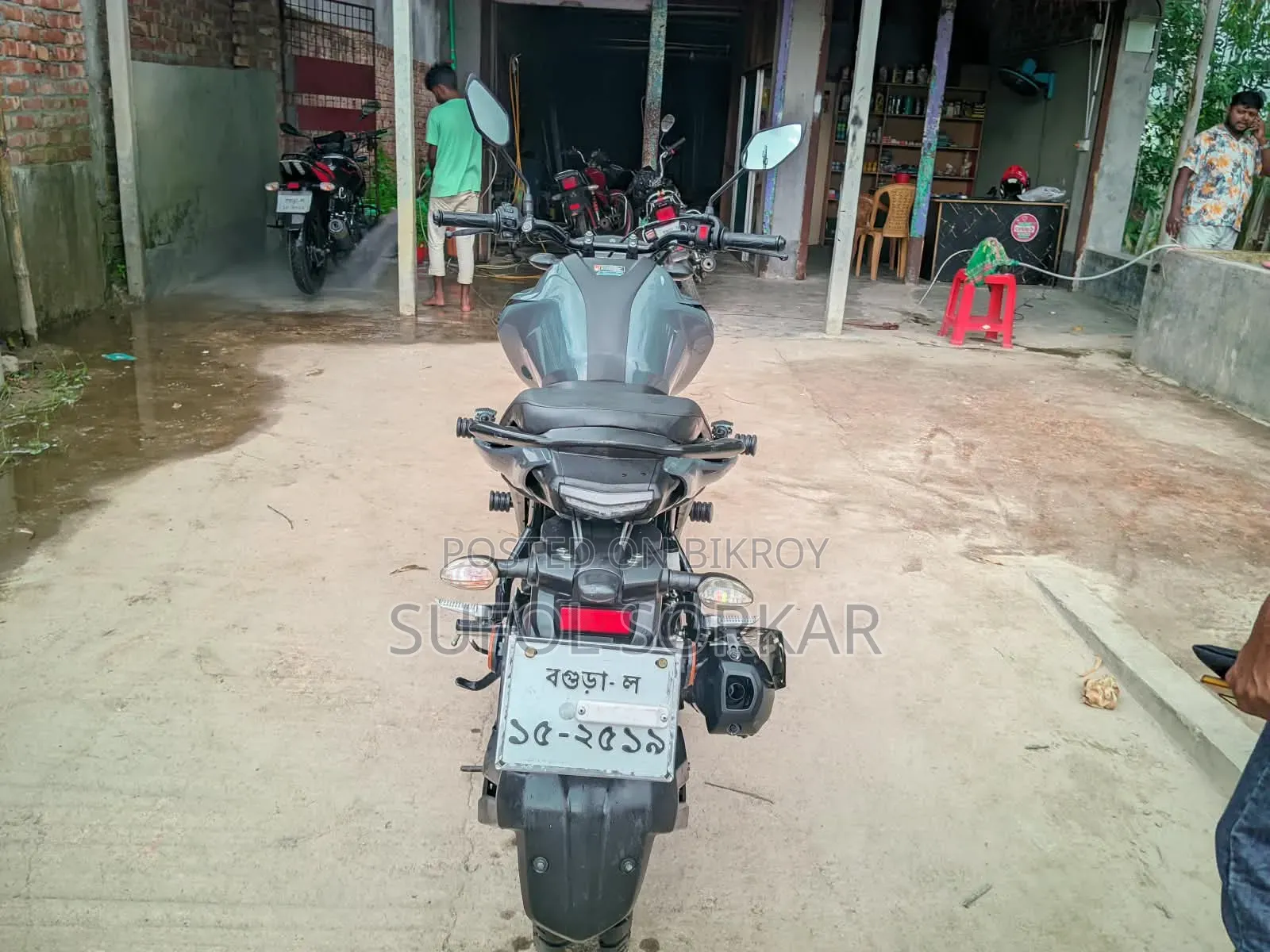 নতুন ইয়ামাহা এফজেডএস ভি৩ ২০২৪ গ্রে