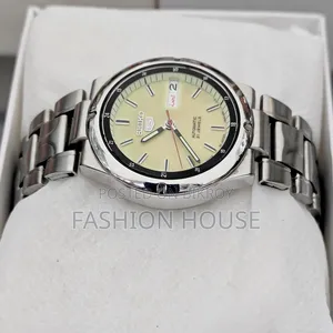 Seiko 5 Automatic 21 Jewels – Full Lume Dial