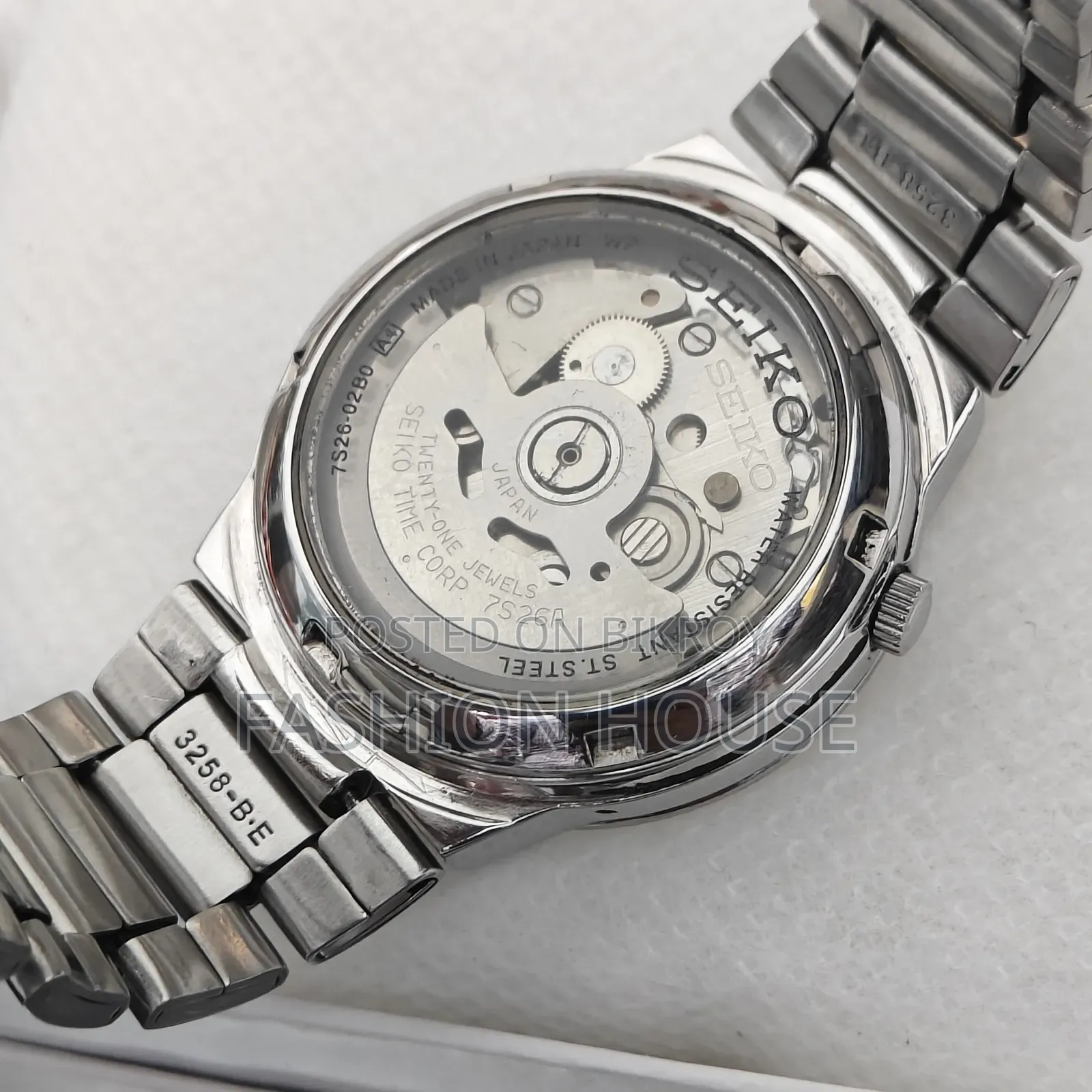 Seiko 5 Automatic 21 Jewels – Full Lume Dial