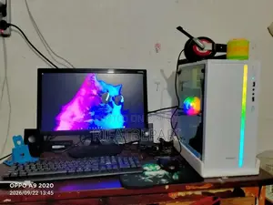 Desktop Computer Samsung 4GB Intel Core i3 SSD 128GB