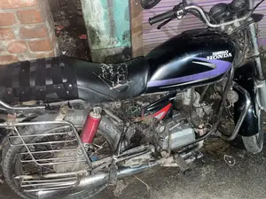 হিরো ২০০৩ কালো
