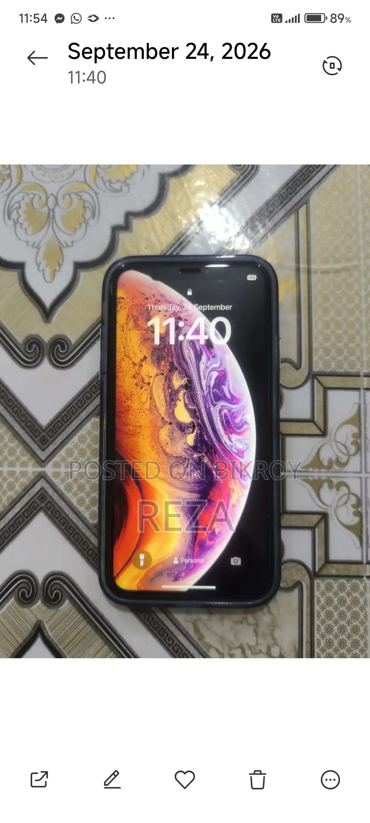 Apple iPhone XR 64 GB Gold