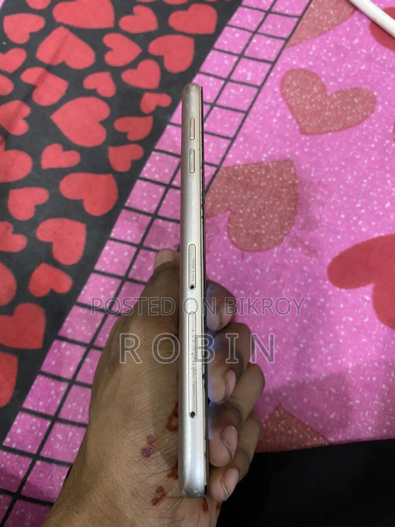 স্যামসাং গ্যালাক্সি জে৫ প্রো ৩২ জিবি গোল্ড