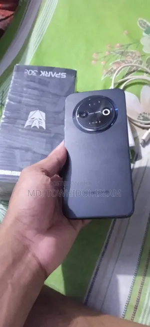 Tecno Spark 30C 128 GB Black