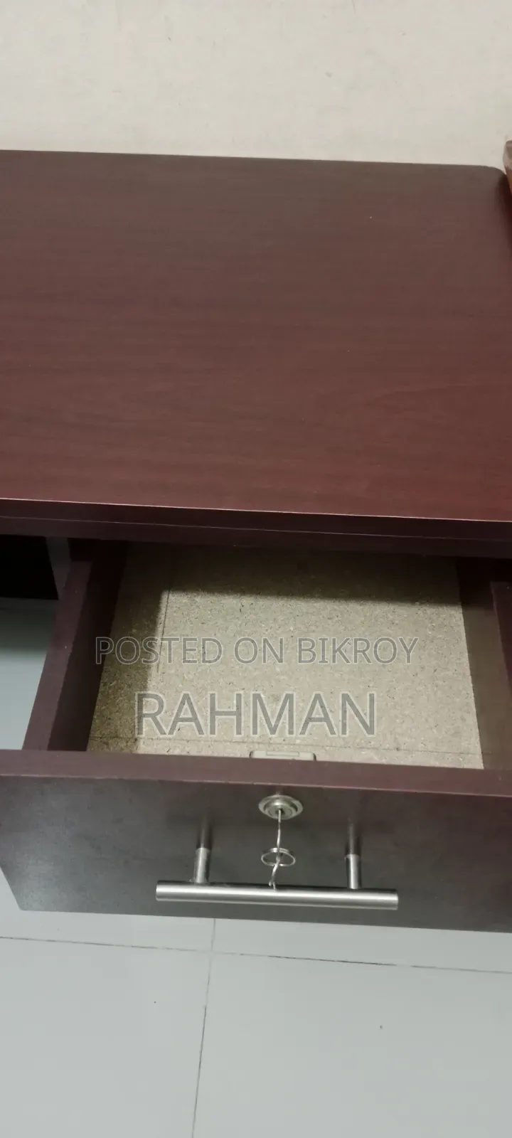 টেবিল মেলামাইন বোর্ডের
